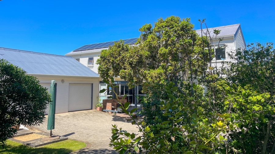 5 Bedroom Property for Sale in Hersham Western Cape